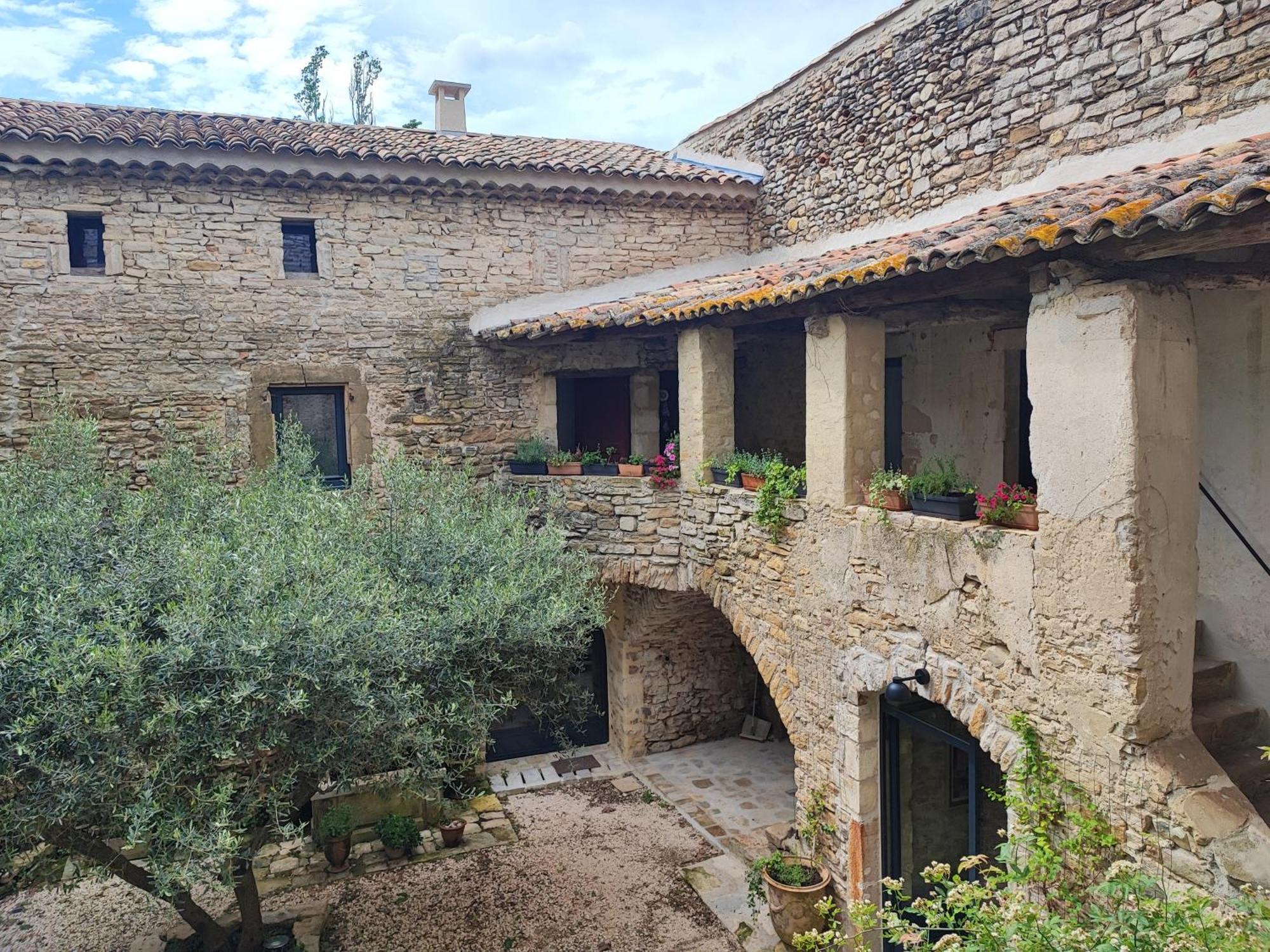 Magnanerie De Sainte Croix Hotel Екстериор снимка