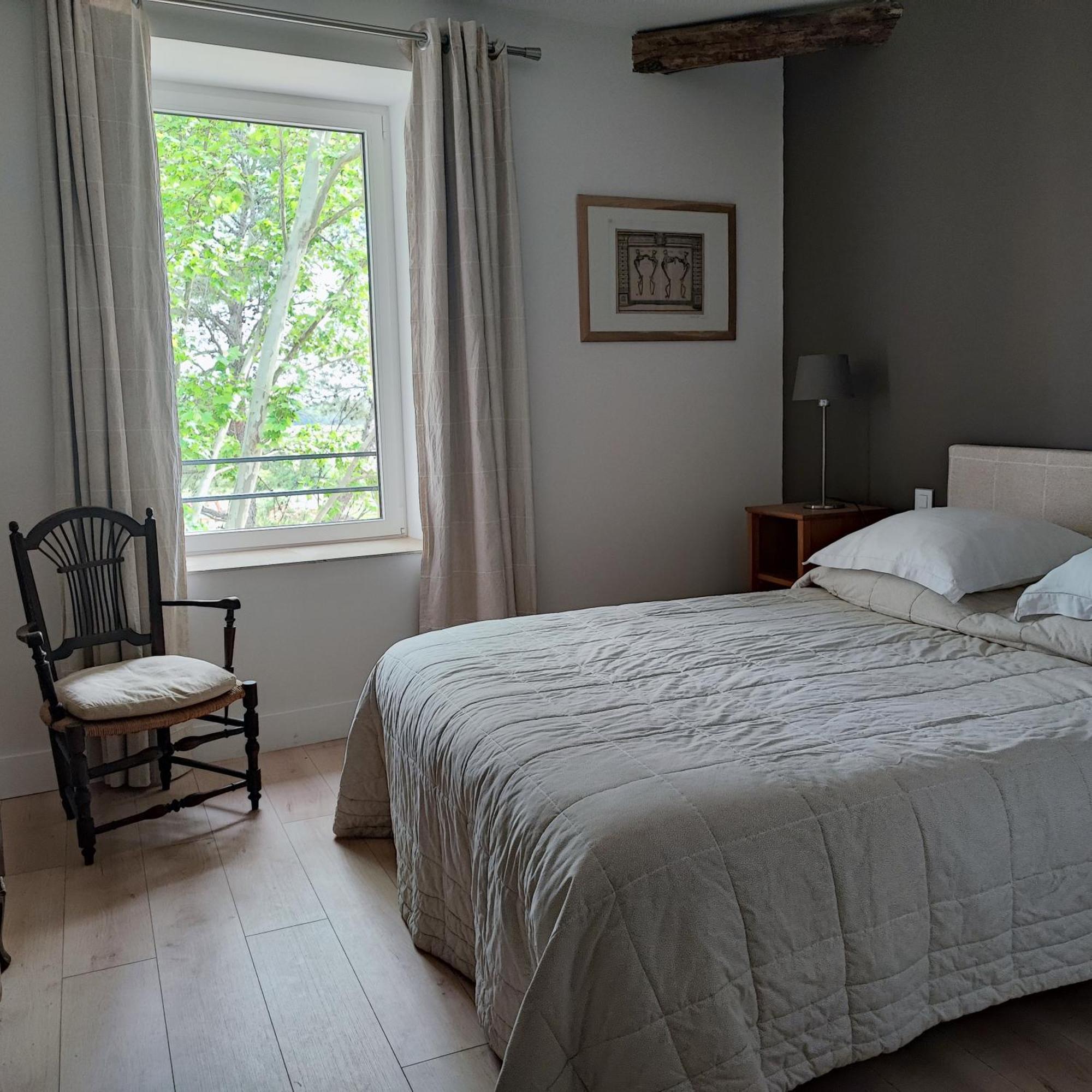Magnanerie De Sainte Croix Hotel Стая снимка